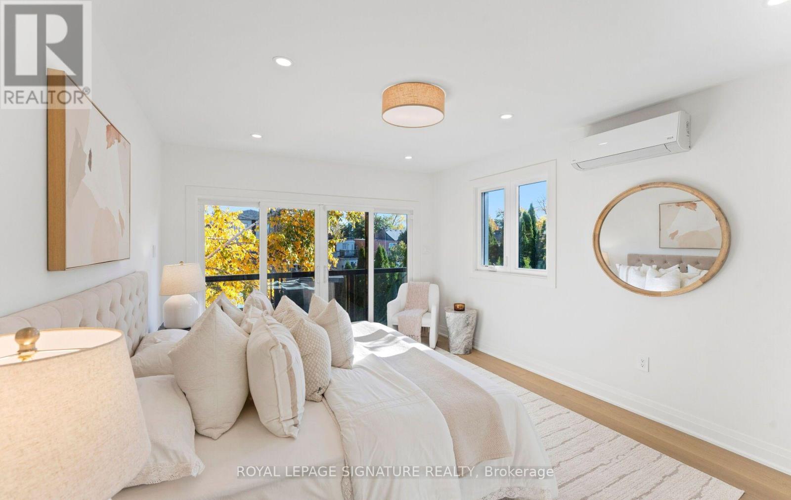 729 GLADSTONE AVENUE - 27