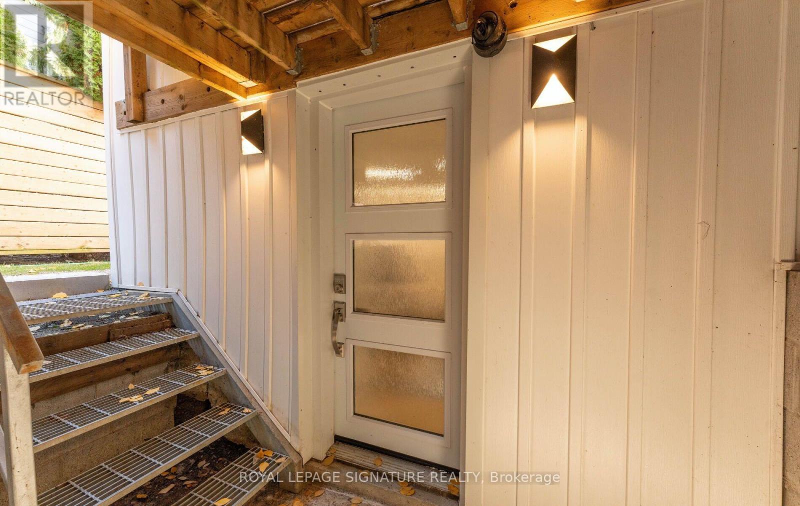 729 GLADSTONE AVENUE - 49