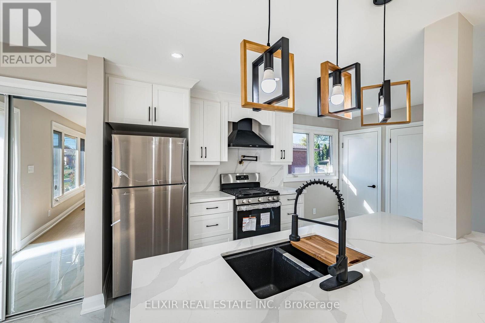 UPPER - 135 NUGENT DRIVE, Hamilton (Kentley) — photo 11