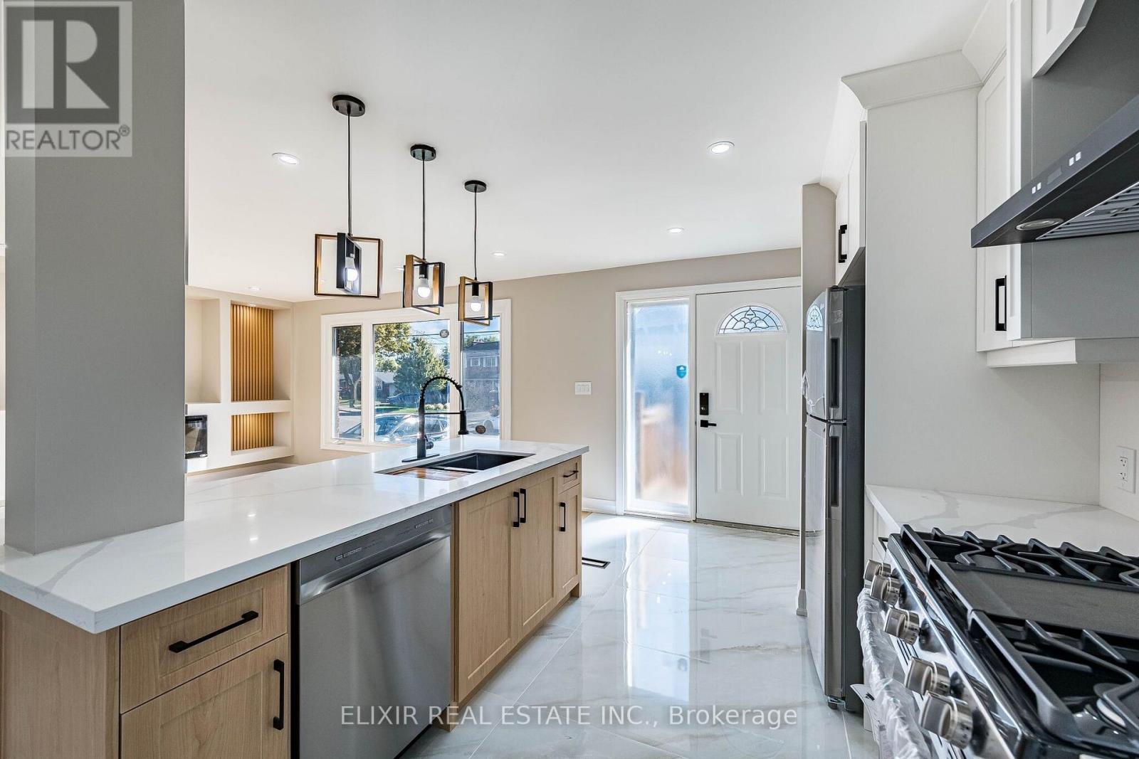 UPPER - 135 NUGENT DRIVE, Hamilton (Kentley) — photo 12