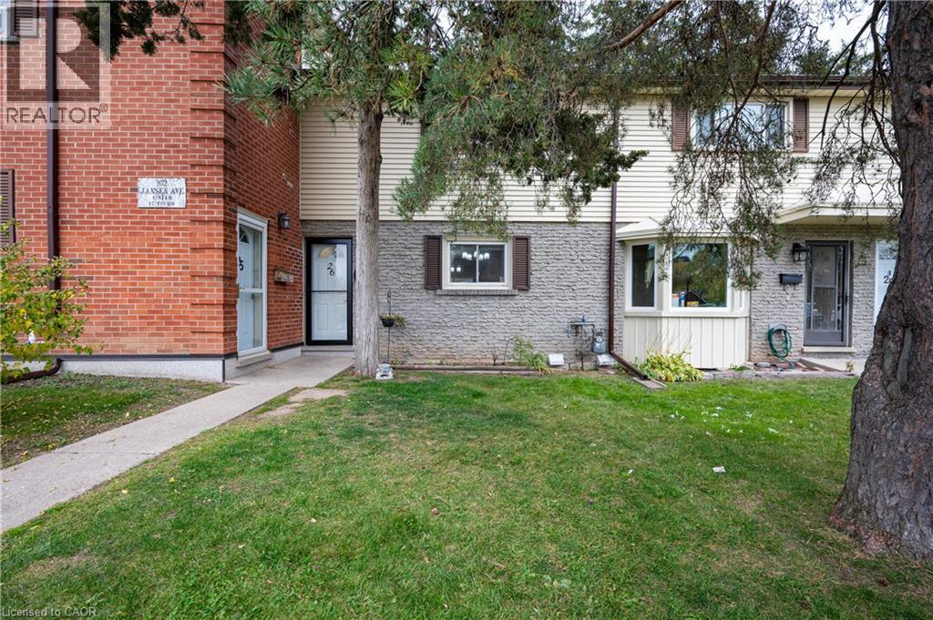 162 JANSEN Avenue Unit# 26, Kitchener — photo 2