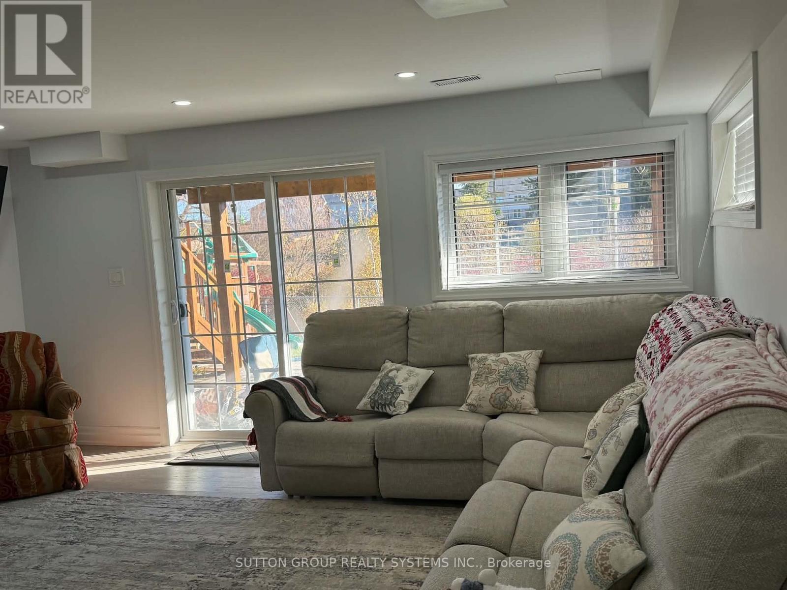 2541 SNOW KNIGHT DRIVE, Oshawa (Windfields) — photo 2