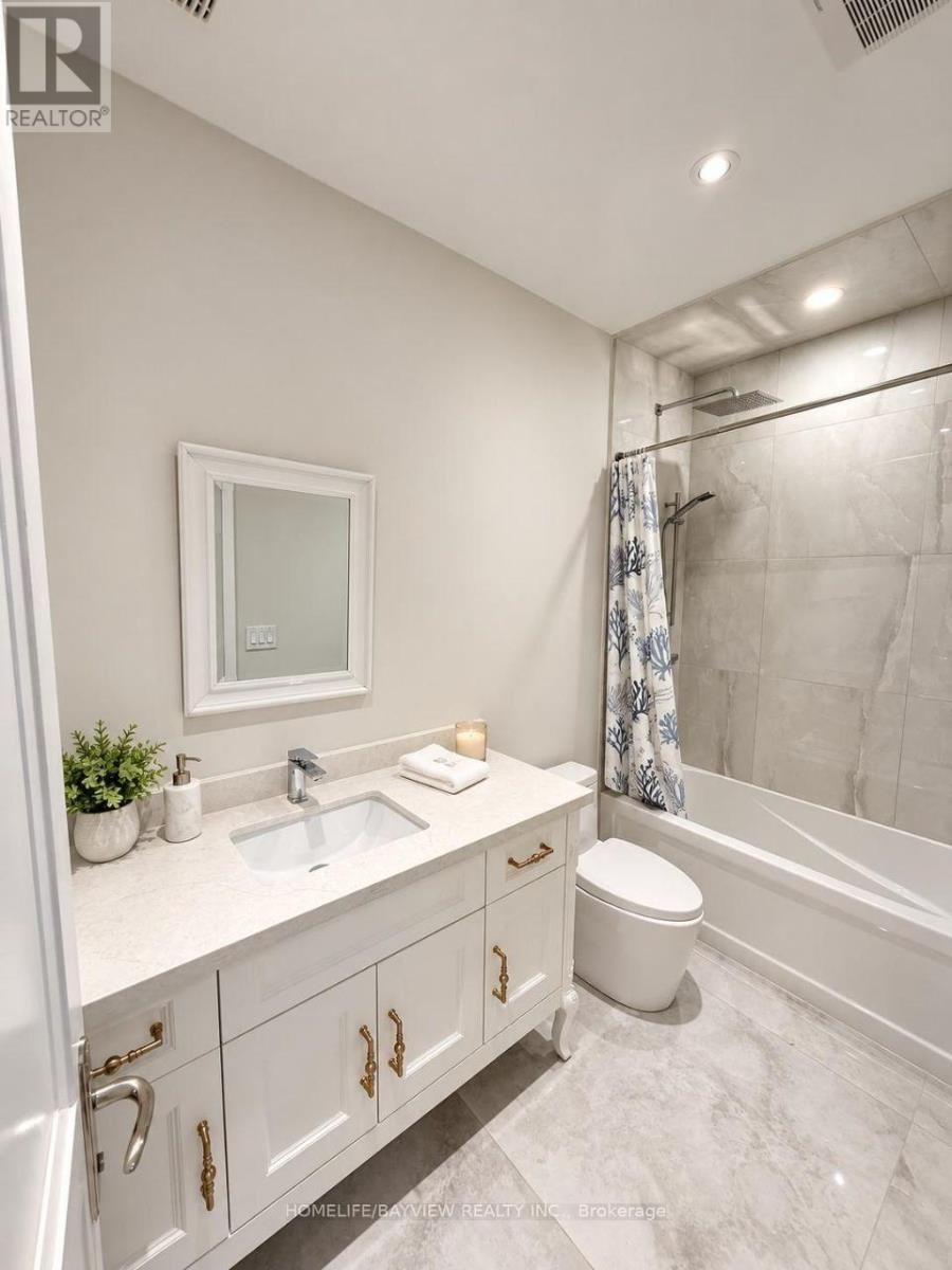 26 WALMER ROAD, Richmond Hill (North Richvale) — photo 7
