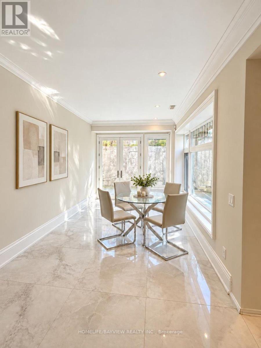 26 WALMER ROAD, Richmond Hill (North Richvale) — photo 9