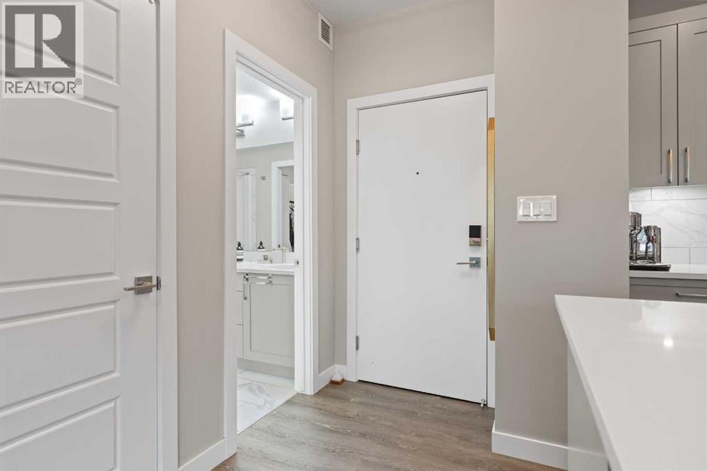 102, 106 Stewart Creek Rise, Canmore — photo 2