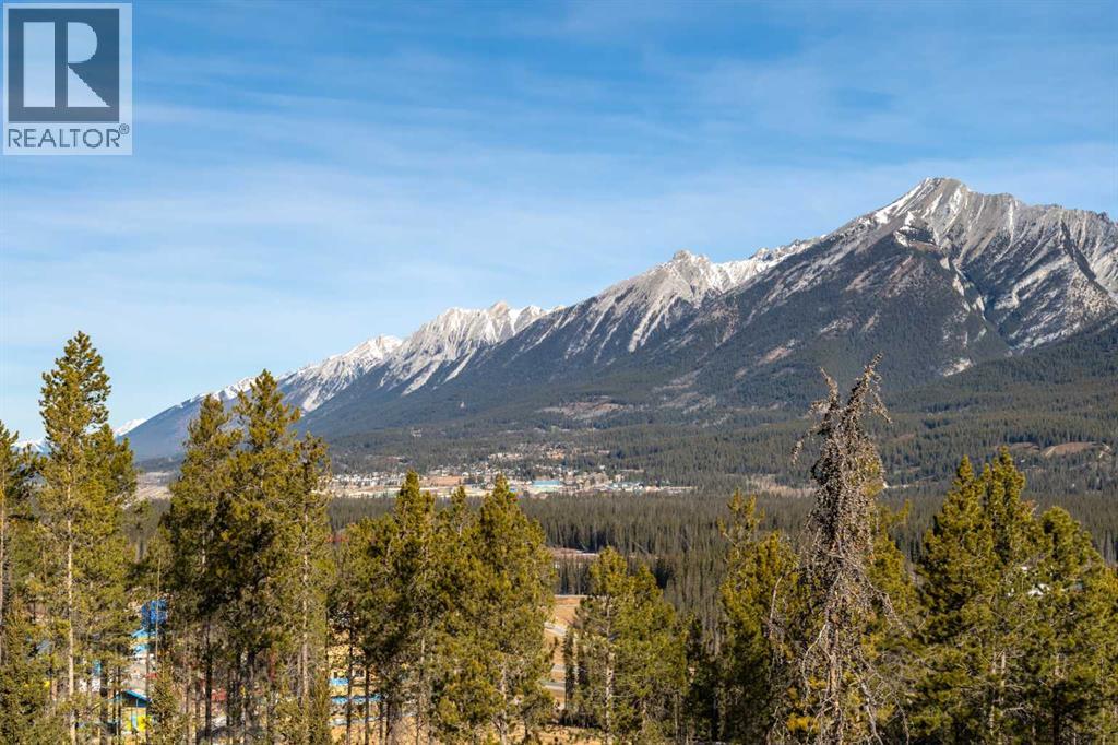 102, 106 Stewart Creek Rise, Canmore — photo 31