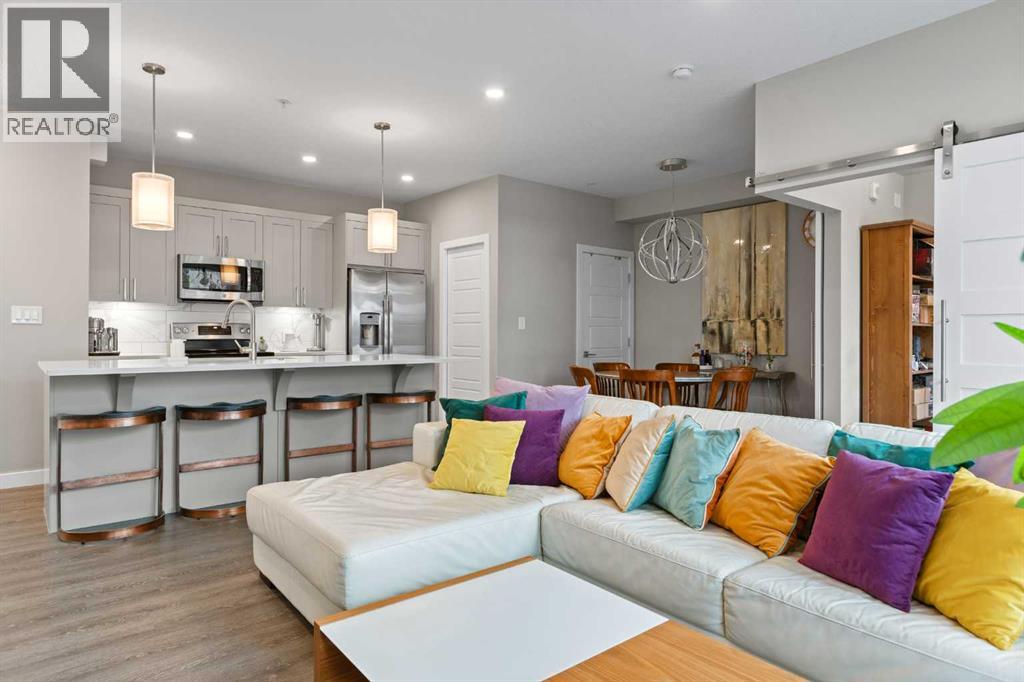 102, 106 Stewart Creek Rise, Canmore — photo 4