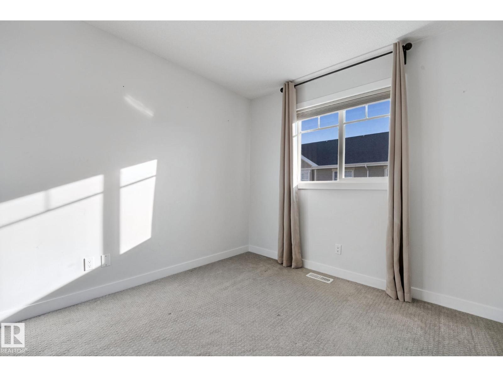 Property photograph 28 for MLS E4514638