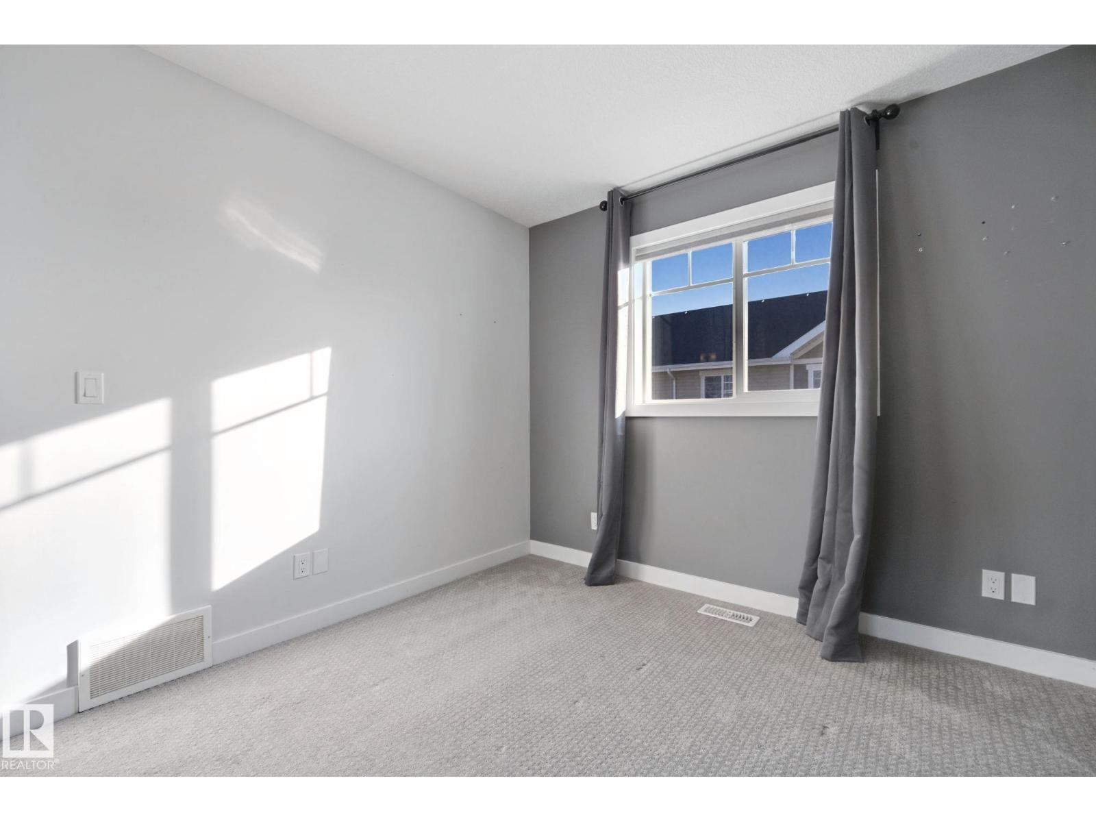 Property photograph 30 for MLS E4514638
