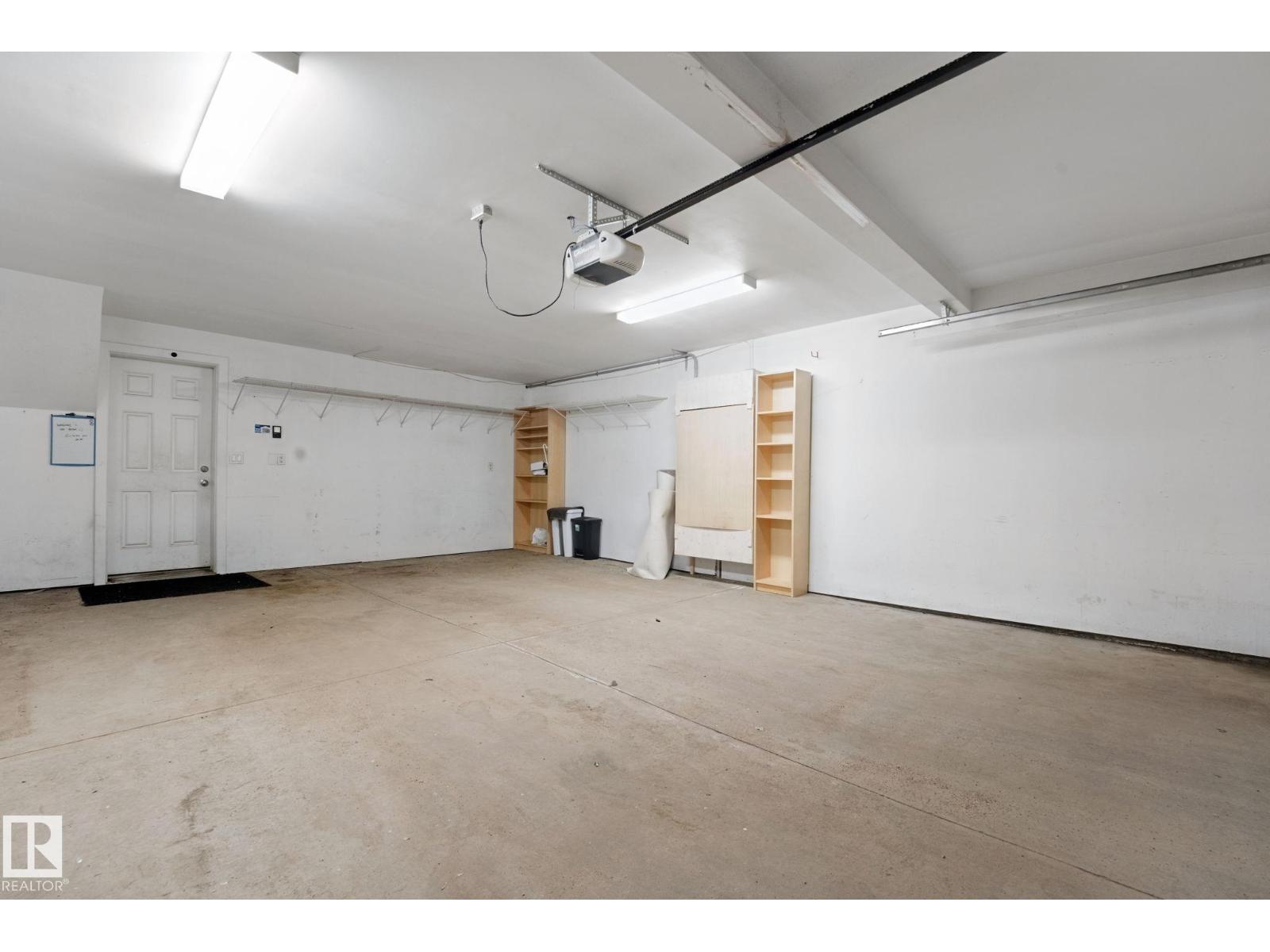 Property photograph 33 for MLS E4514638