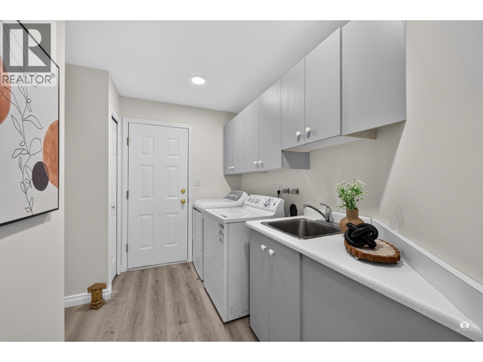 12051 Imperial Drive, Richmond — photo 35