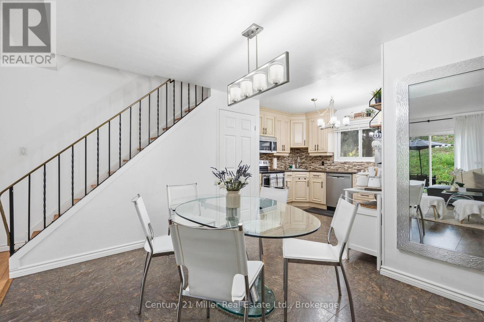 26 - 162 JANSEN AVENUE, Kitchener — photo 9