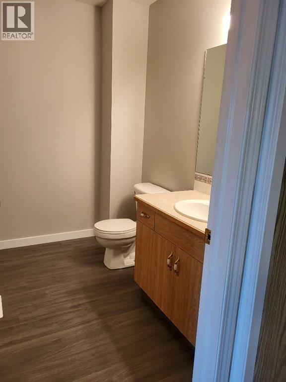3, 236 St. James Boulevard N, Lethbridge — photo 2