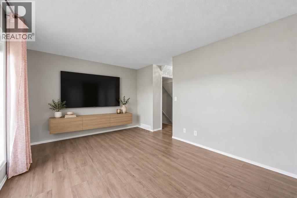 15, 6100 4 Avenue NE, Calgary — photo 10