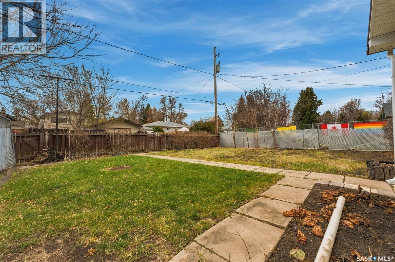 114 2 STREET E, Langham — photo 31