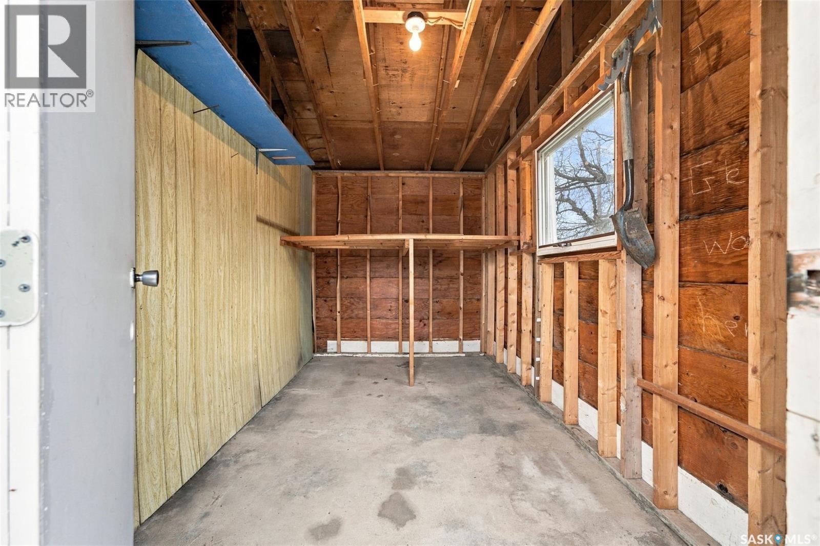 114 2 STREET E, Langham — photo 36