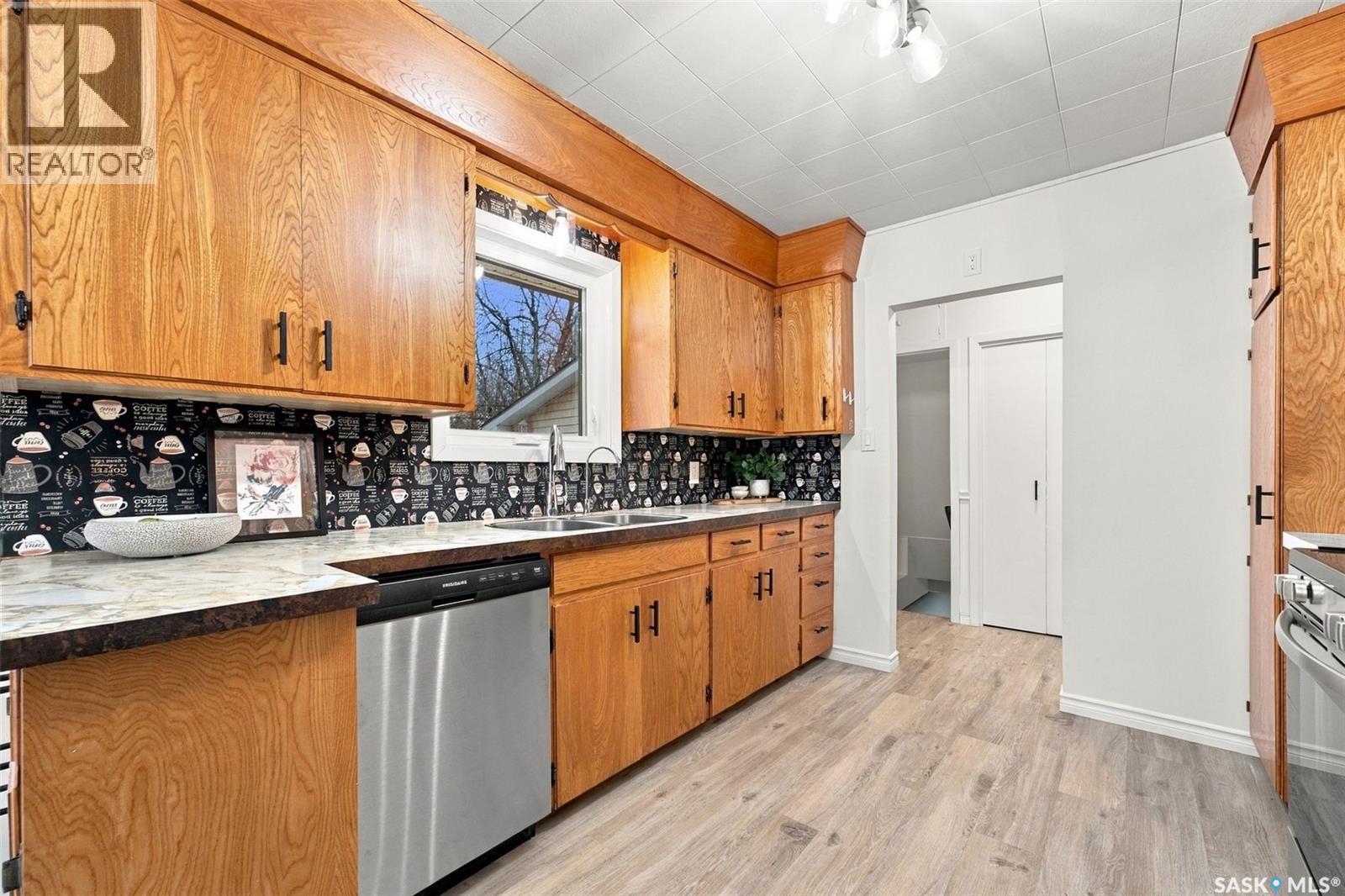 114 2 STREET E, Langham — photo 7