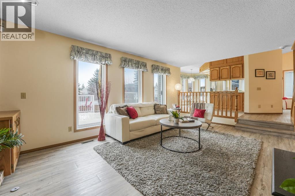 Property photograph 18 for MLS A2355080