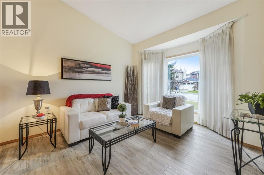 Property photograph 7 for MLS A2355080