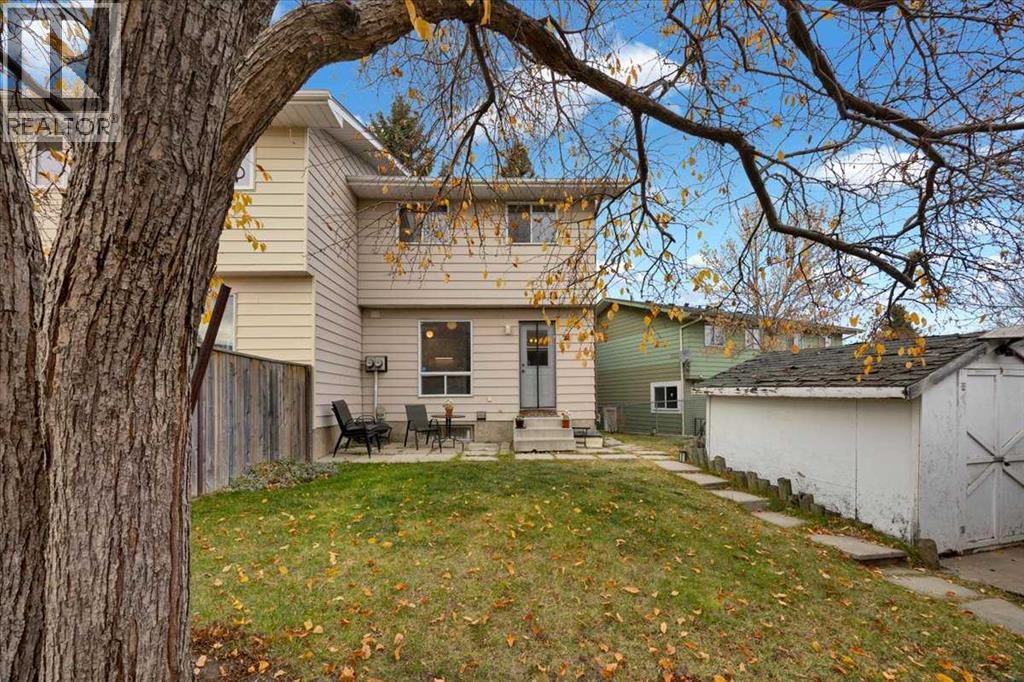 35 Berkley Court NW, Calgary — photo 33