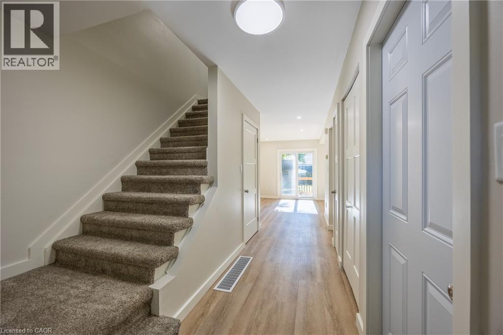 28 BROWN Street - 3