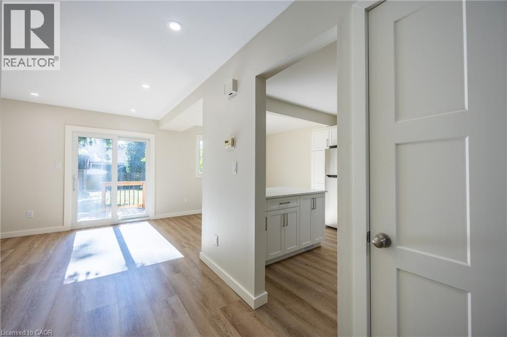 28 BROWN Street - 4