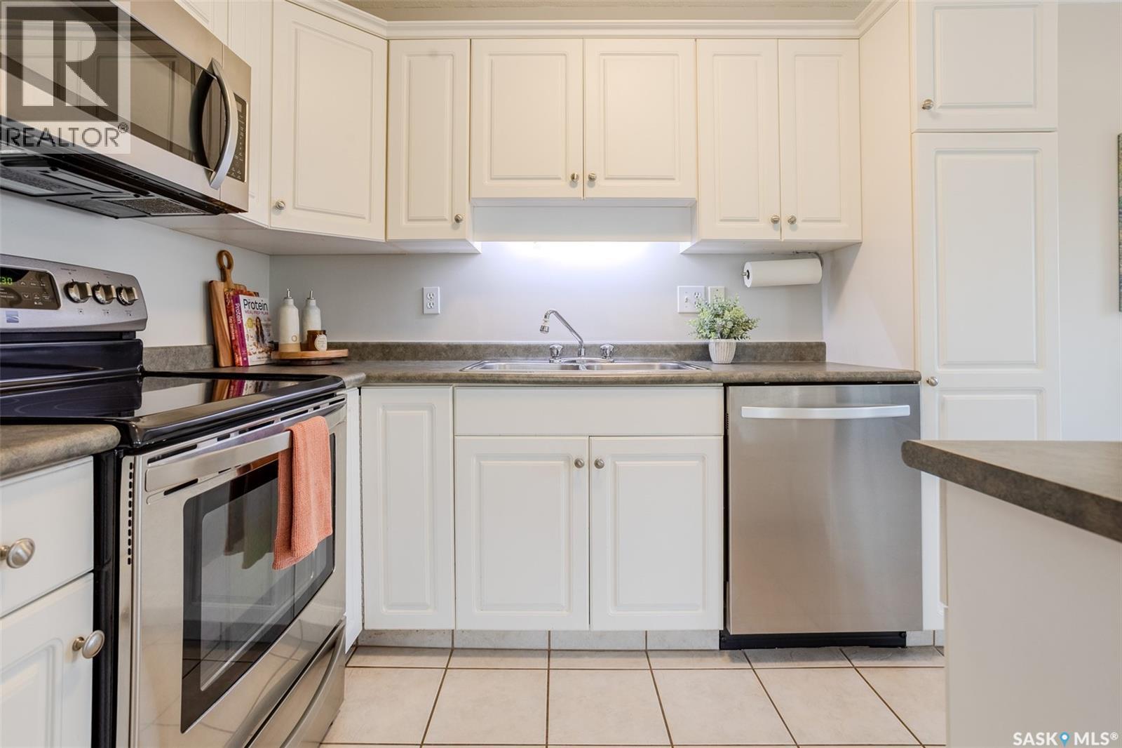 54 111 Fairbrother CRESCENT, Saskatoon — photo 13
