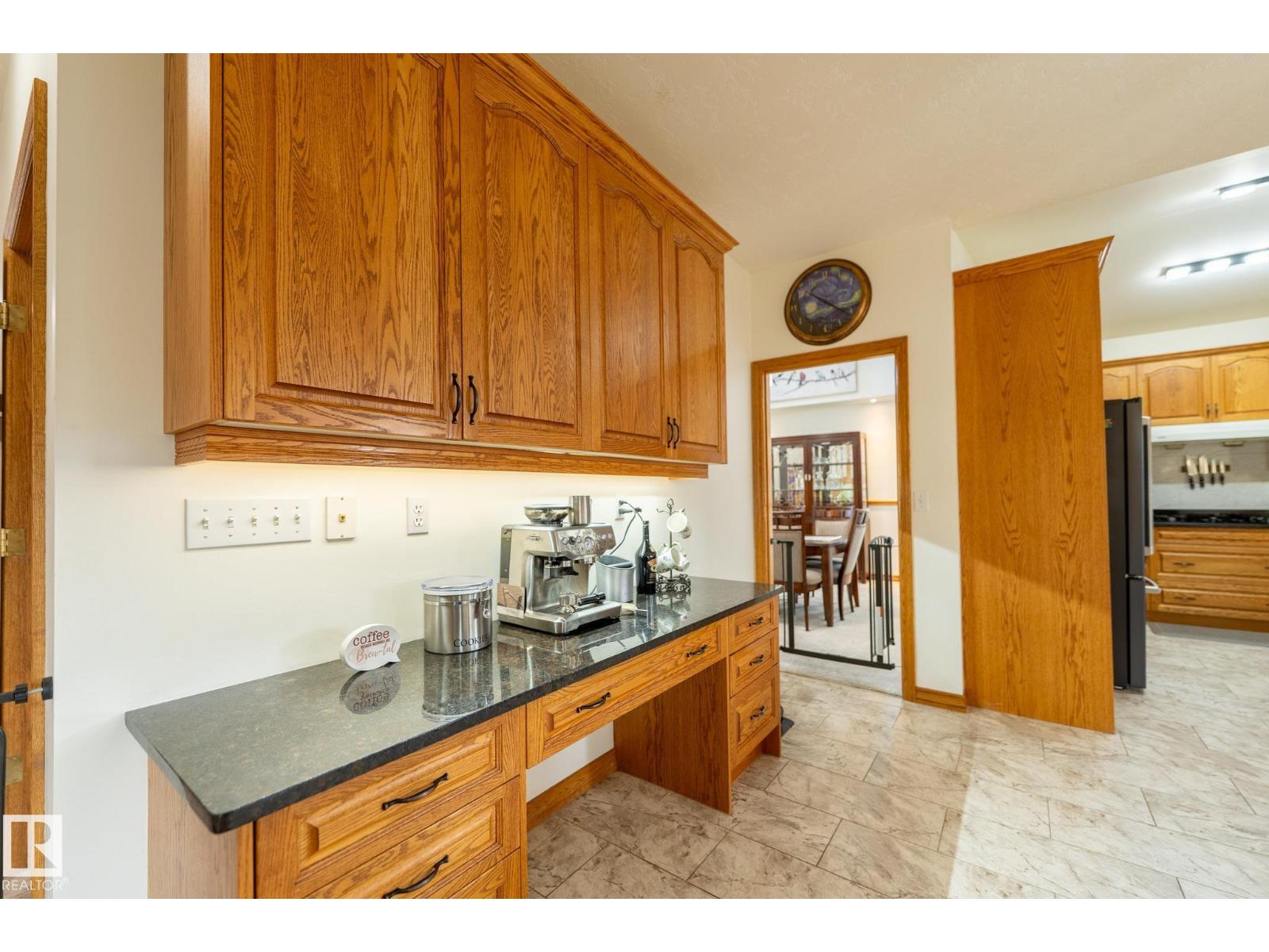 11363 10 AV NW, Edmonton — photo 22