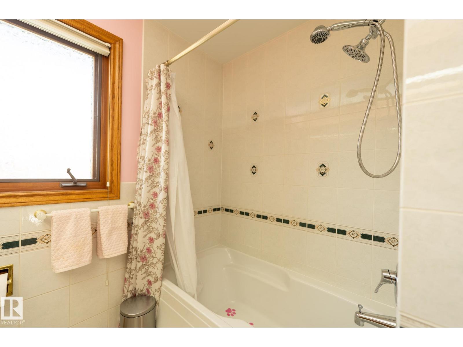 11363 10 AV NW, photo 47 of 75