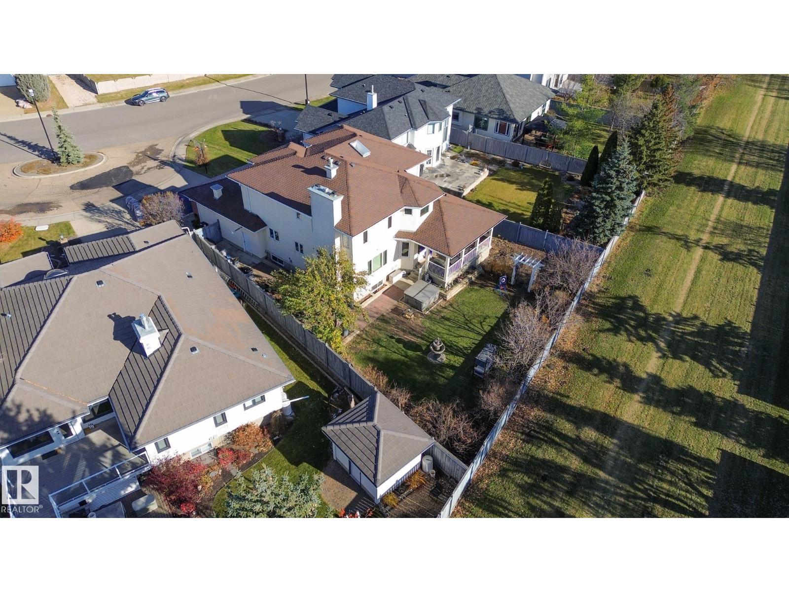 11363 10 AV NW, photo 75 of 75