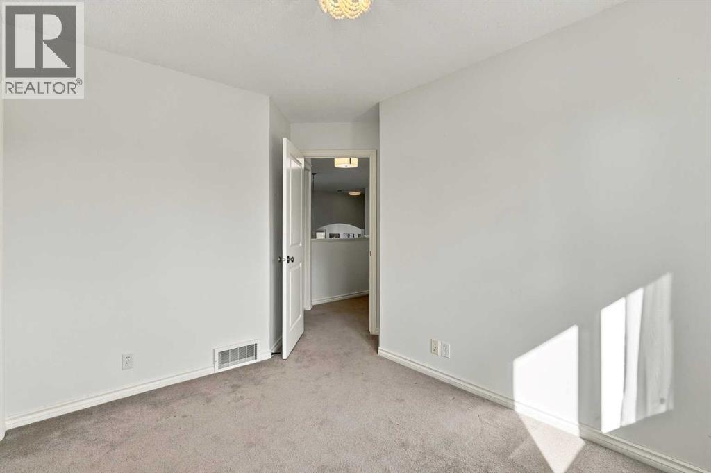 29 Cranleigh Park SE, Calgary — photo 23