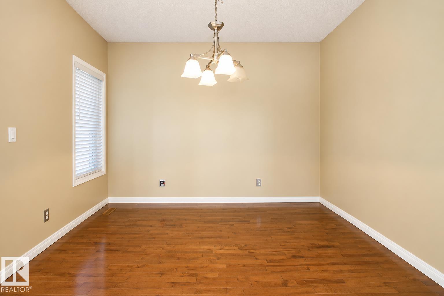 Property photograph 30 for MLS E4514642