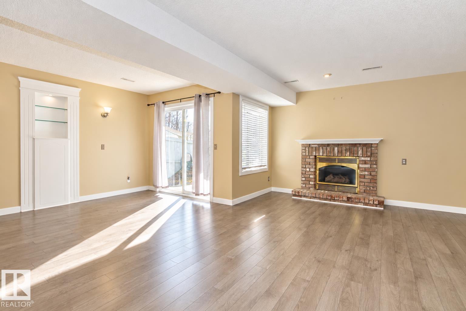 Property photograph 33 for MLS E4514642