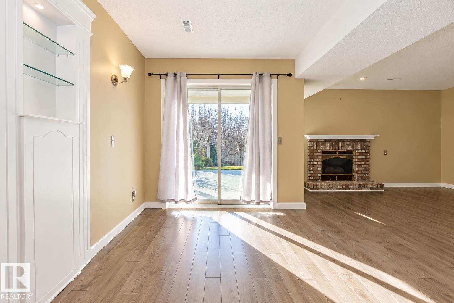 Property photograph 34 for MLS E4514642