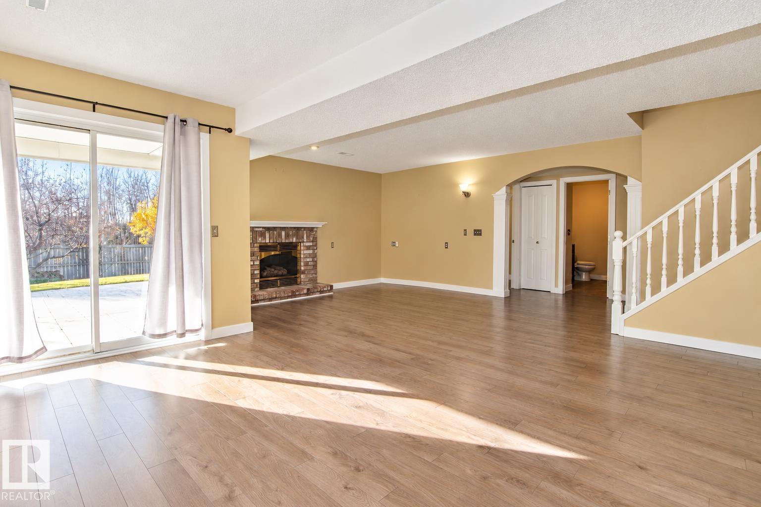 Property photograph 35 for MLS E4514642