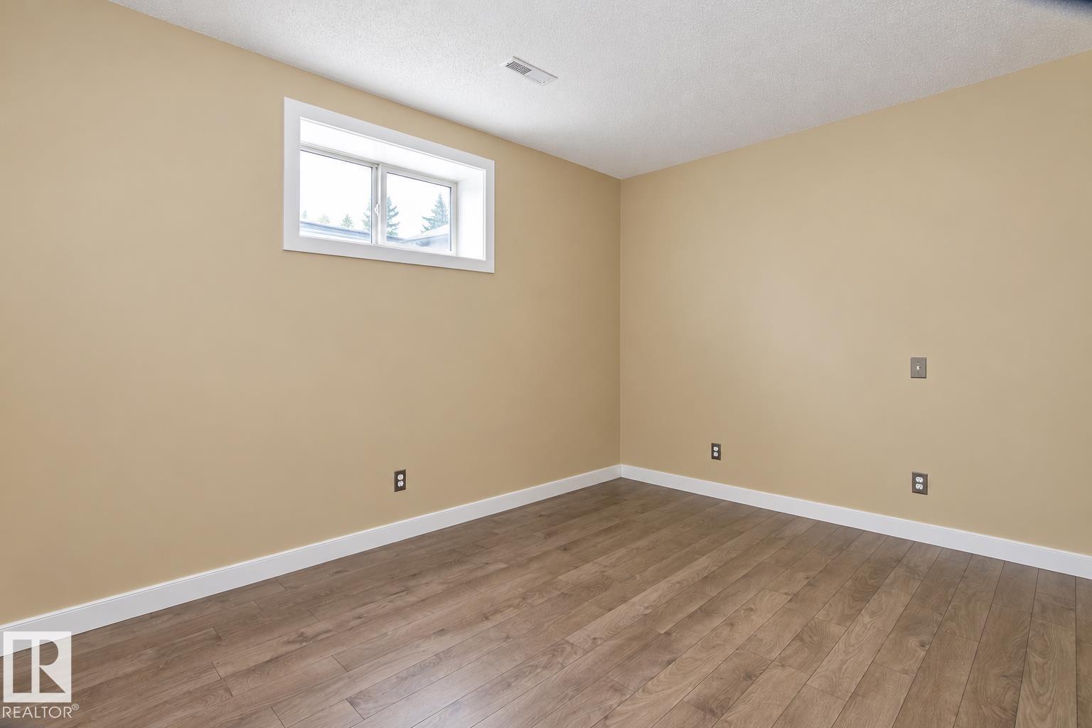 Property photograph 39 for MLS E4514642