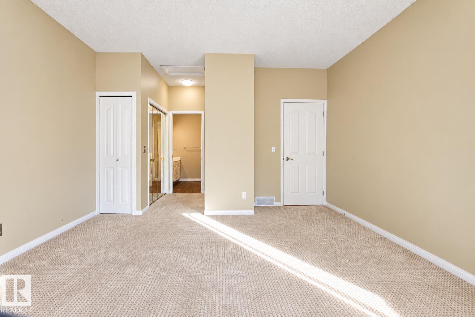 Property photograph 8 for MLS E4514642