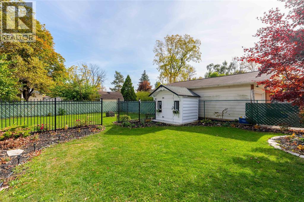 1084 HAGLE STREET - 26
