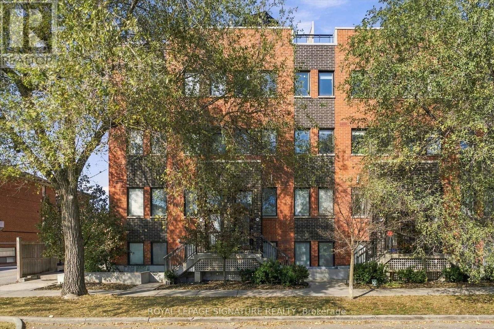 Photo of 68 Winston Park Boulevard