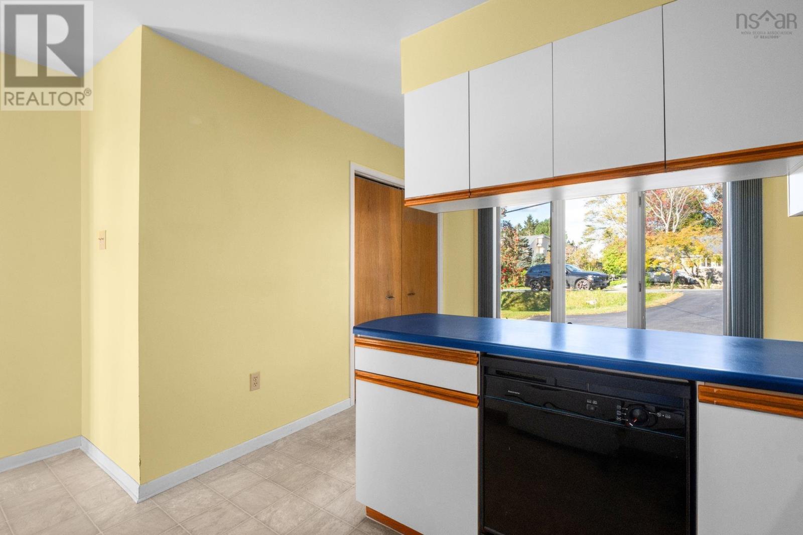 201 Masons Point Road, photo 14