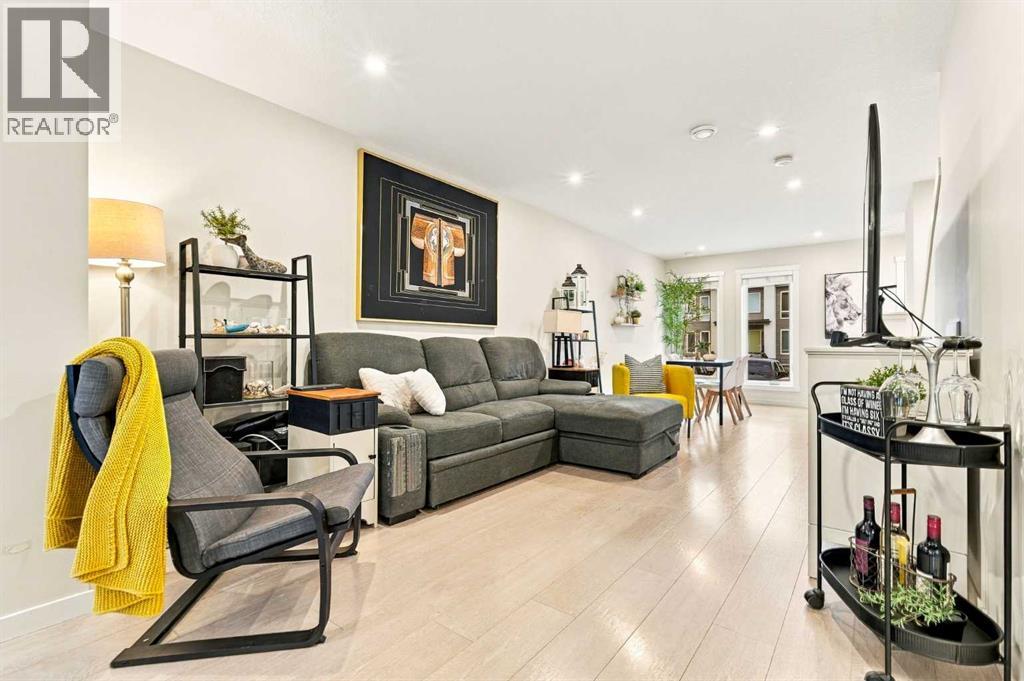 314, 338 Seton Circle, Calgary