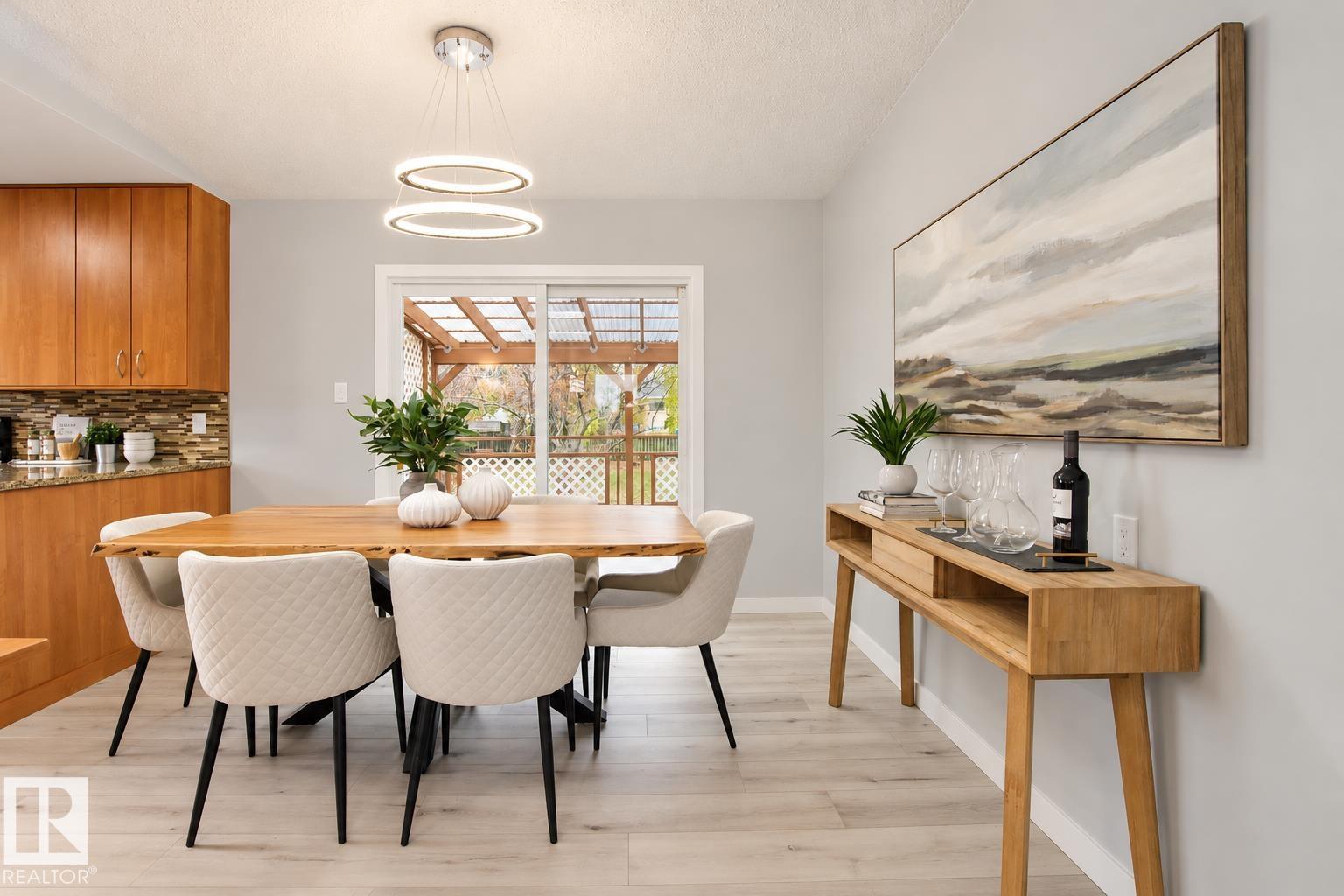 Property photograph 6 for MLS E4514643