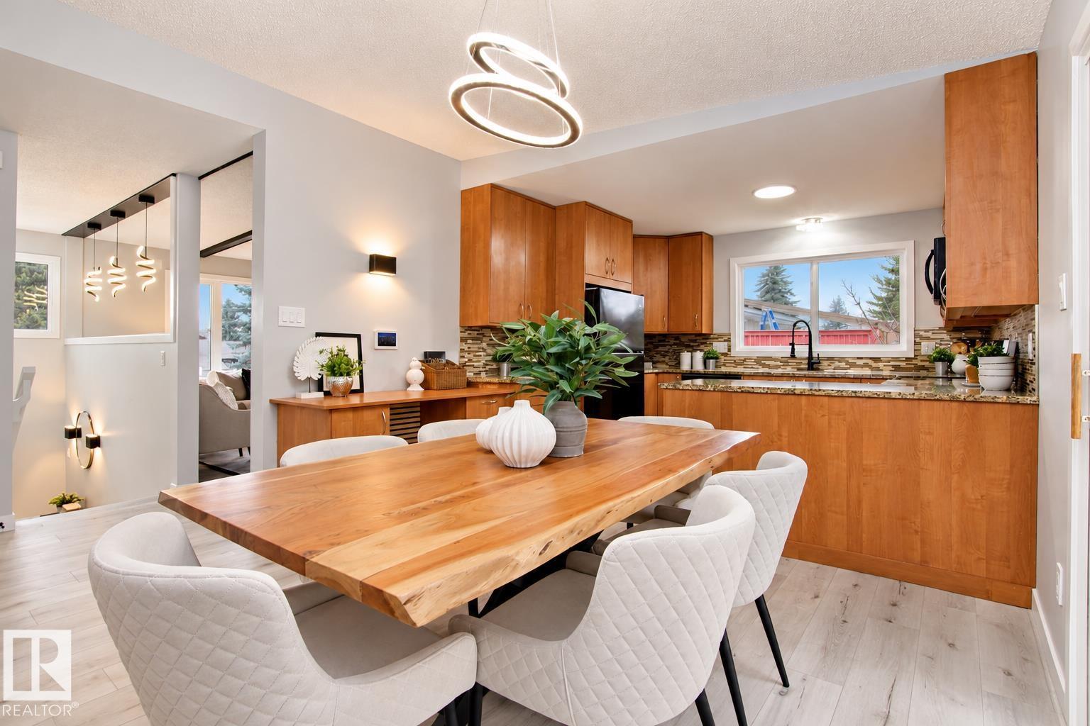 Property photograph 8 for MLS E4514643