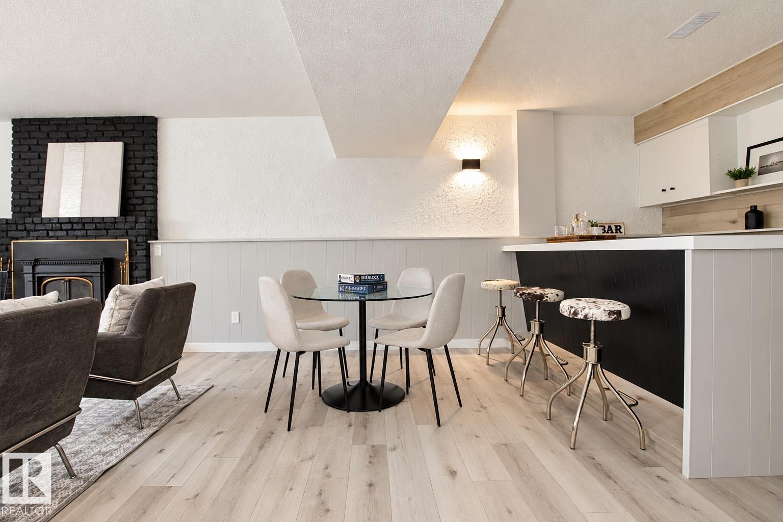 Property photograph 25 for MLS E4514643