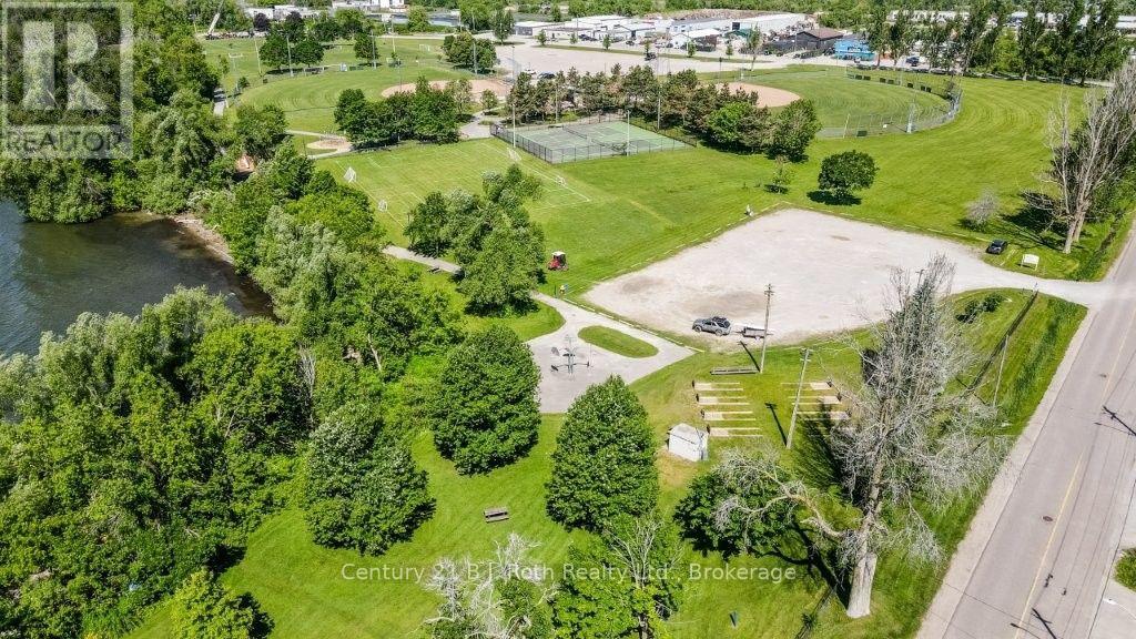 201-43 OLIVE Crescent, Orillia photo 11