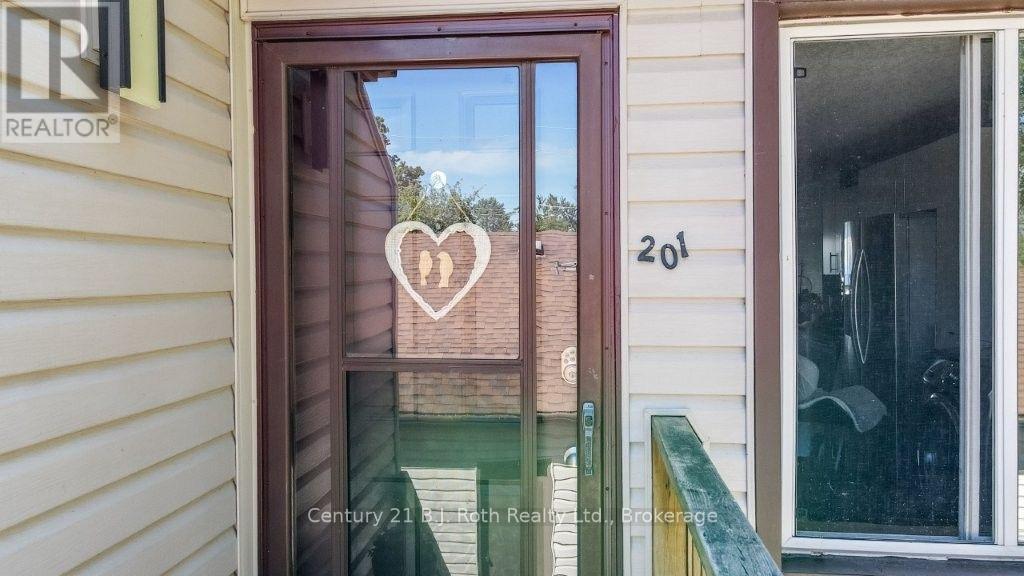 201-43 OLIVE Crescent, Orillia photo 22