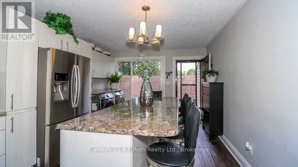 201-43 OLIVE Crescent, Orillia photo 31