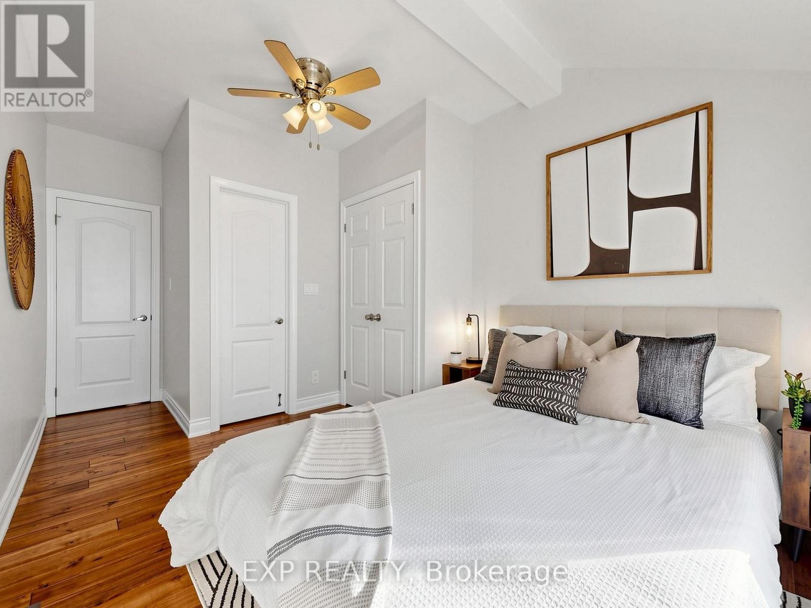 827 CRAVEN ROAD - 12
