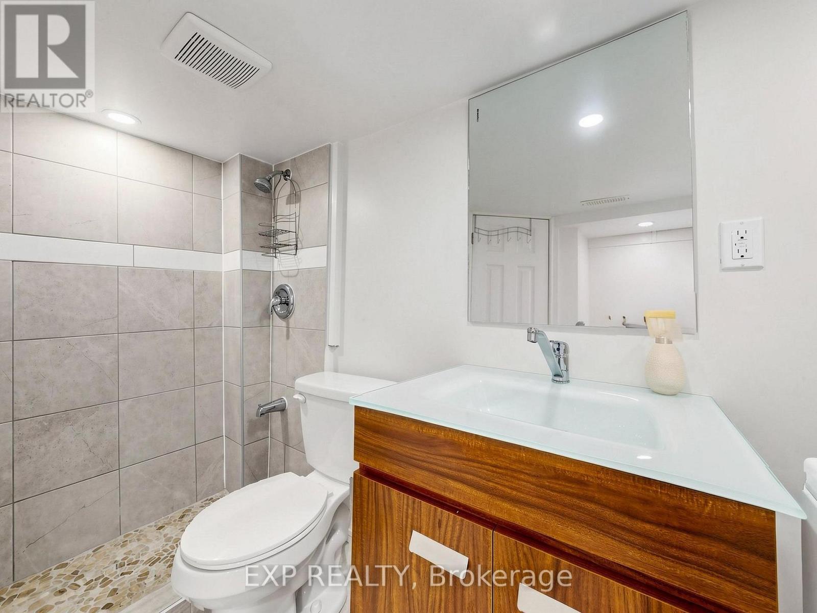 827 CRAVEN ROAD - 21