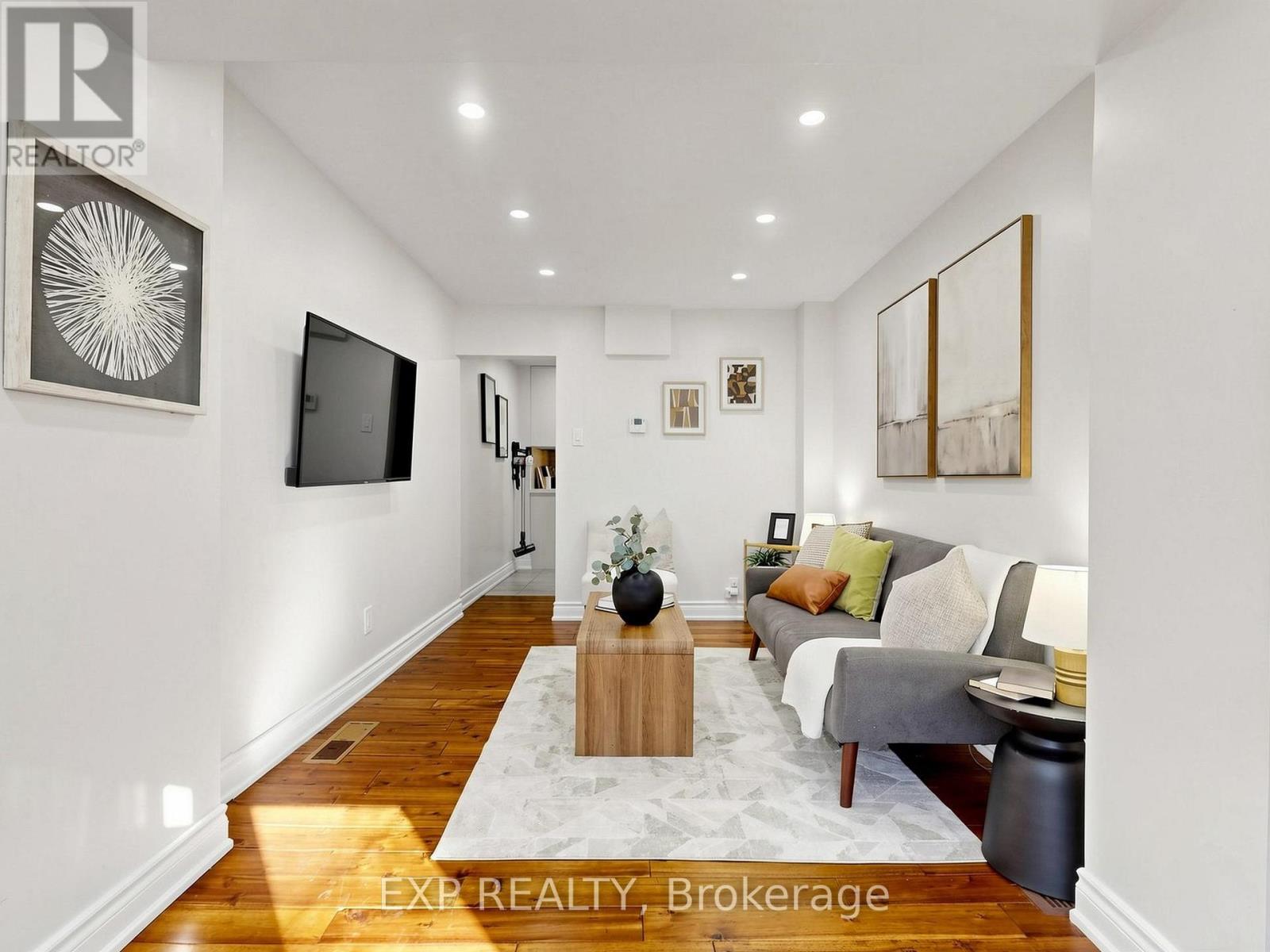 827 Craven photo 4
